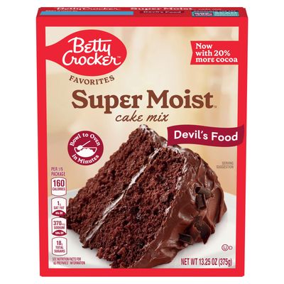 Betty Crocker Super Moist Favorites Moist Devil's Food Cake Mix, (13.25 Oz)